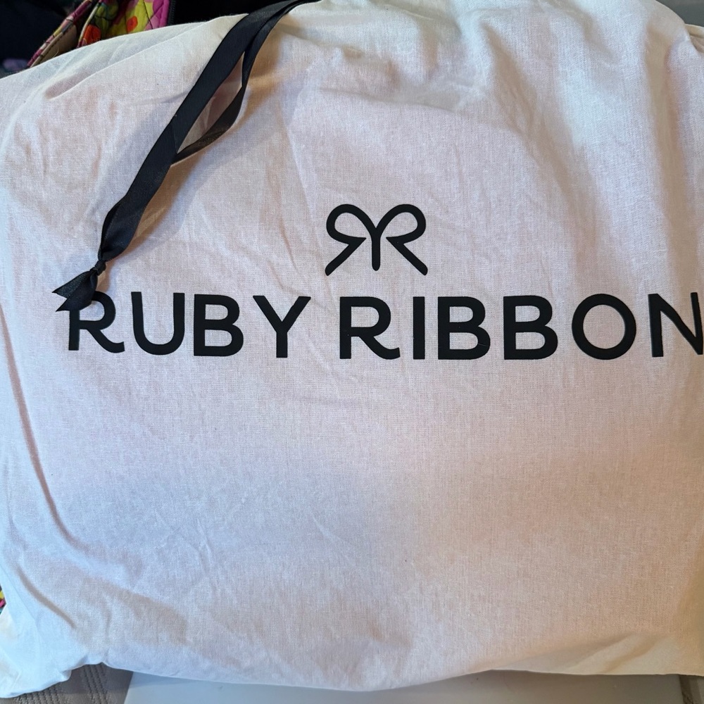 Ruby Ribbon Vibrant Pink Embossed Tote - Picture 4 of 4